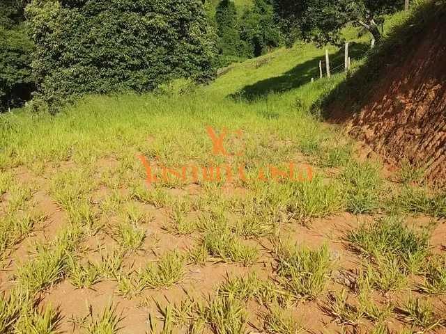 Terreno com 1000m², à venda, no bairro Bairro dos Ferraz em Córrego do Bom Jesus
