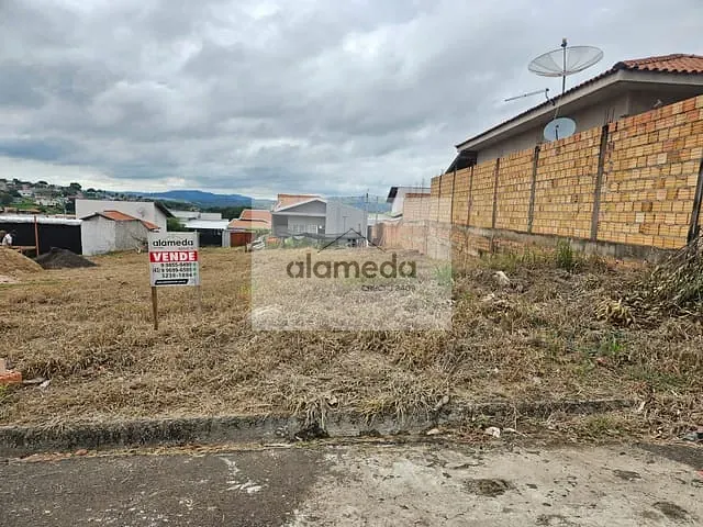 Terreno com 250m², à venda, no bairro MIGUEL AFONSO em Jacarezinho