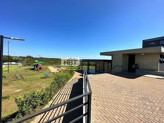 Terreno com 402m², à venda, no bairro Piratininga em Piratininga
