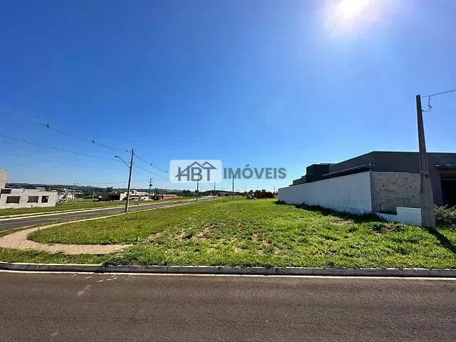 Terreno com 402m², à venda, no bairro Piratininga em Piratininga