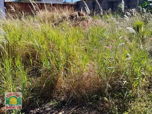 Terreno com 360m², à venda, no bairro Jardim Europa em Anápolis