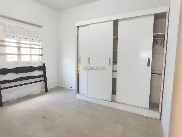 Casa com 490m² 3 quartos e 2 banheiros, à venda, no bairro Centro em Barra Mansa