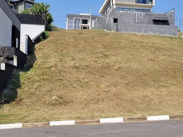 Terreno com 500m², à venda, no bairro Jardim Caiapiá em Cotia