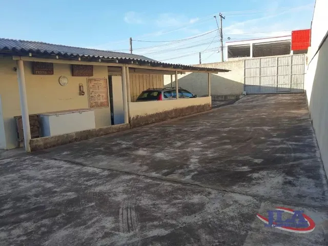 Terreno à venda, no bairro Barreirinha em Curitiba