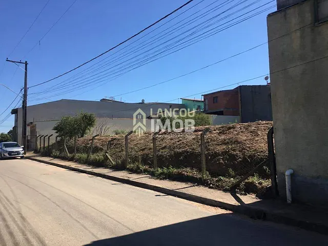 Terreno com 1000m², à venda, no bairro Água Doce em Jundiaí