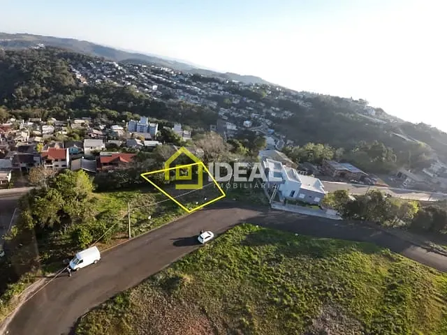 Terreno com 583m², à venda, no bairro Santa Cruz em Concórdia