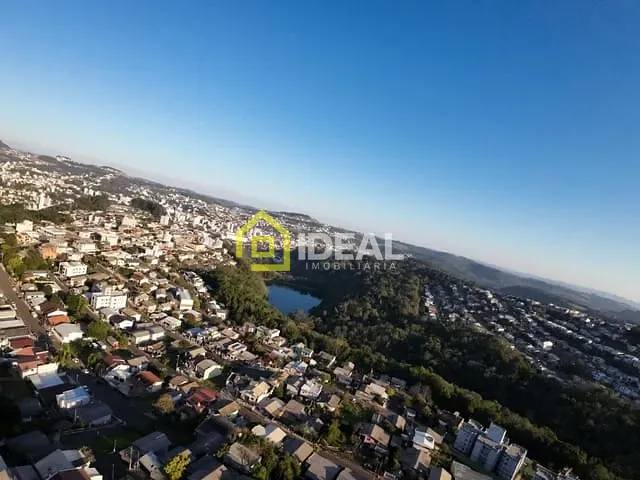 Terreno com 583m², à venda, no bairro Santa Cruz em Concórdia