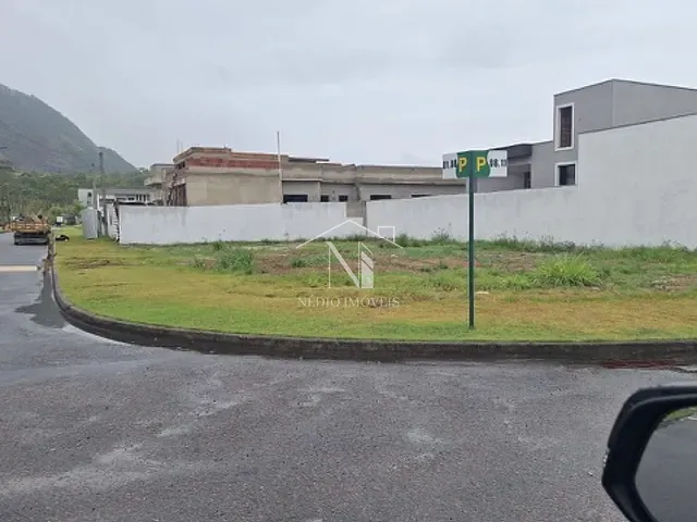 Terreno com 377m², à venda, no bairro Cajueiros (Itaipuaçu) em Maricá