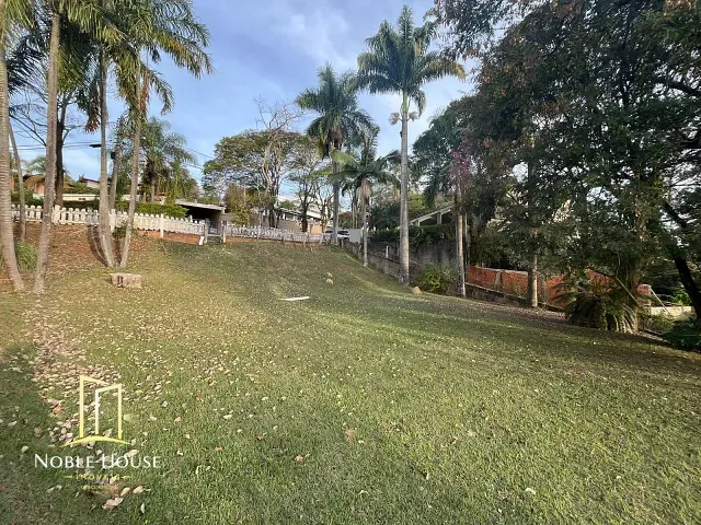 Terreno com 772m², à venda, no bairro Marambaia em Vinhedo