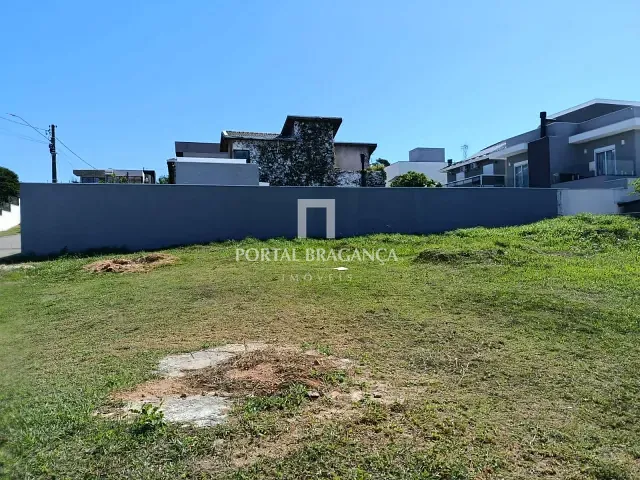 Terreno com 300m², à venda, no bairro Condomínio Villa Real de Bragança em Bragança Paulista