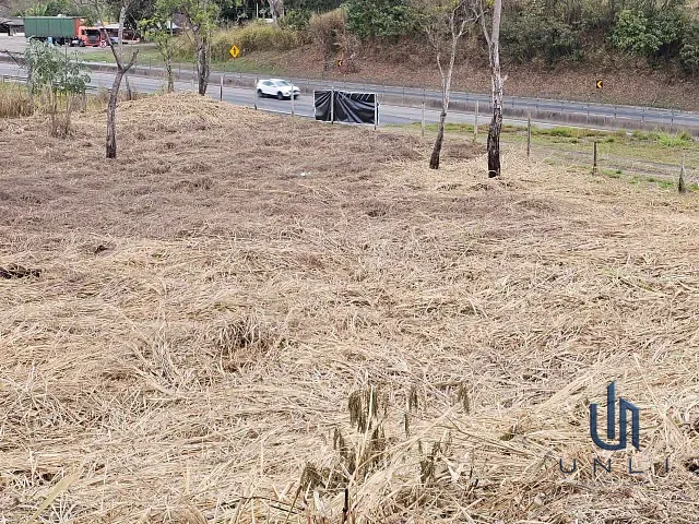 Terreno com 1m², à venda, no bairro Quatro de Abril em Piraí