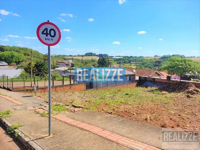 Terreno com 303m², à venda, no bairro Borges de Medeiros em Marau
