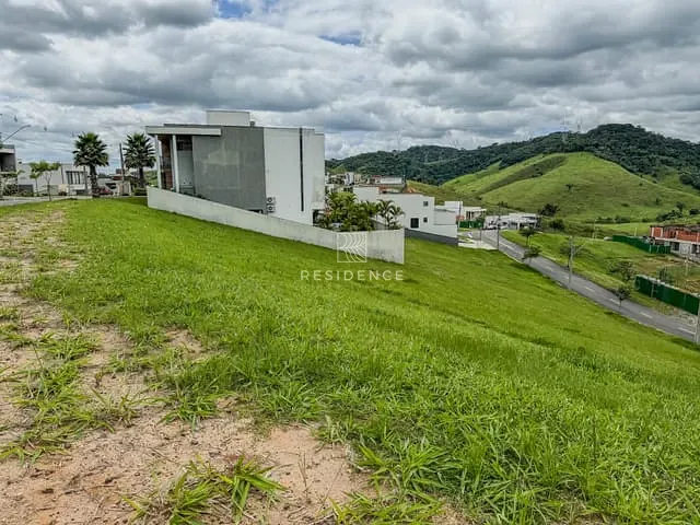 Terreno com 446m², à venda, no bairro Alphaville em Volta Redonda