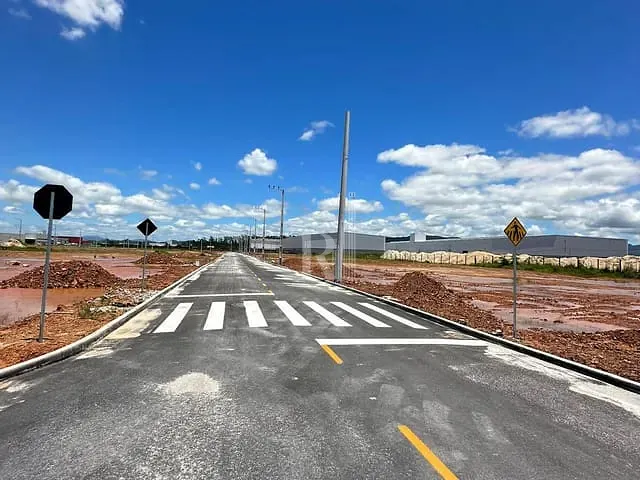 Terreno com 4000m², à venda, no bairro Santa Luzia em Tijucas