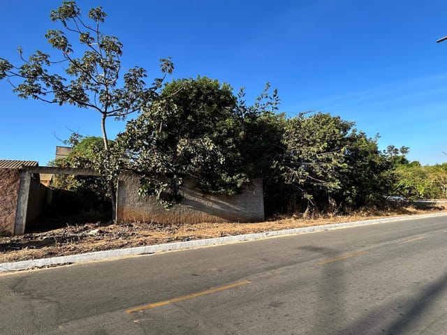 Terreno com 360m², à venda, no bairro Solar água Quente em Rio Quente