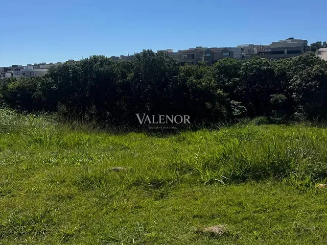 Terreno com 360m², à venda, no bairro Loteamento Brisas do Lago em Jundiaí