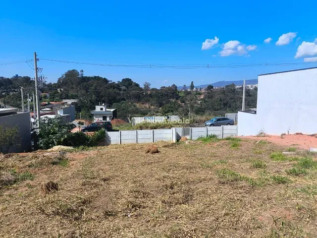 Terreno com 175m², à venda, no bairro Loteamento Vale das Flores em Atibaia