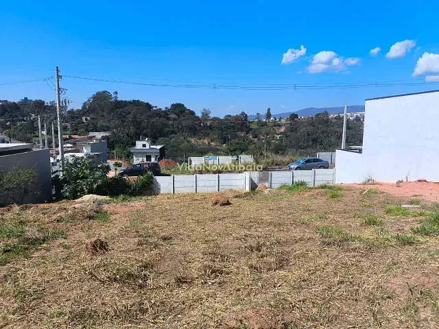 Terreno com 175m², à venda, no bairro Loteamento Vale das Flores em Atibaia