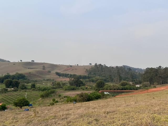 Terreno com 20000m², à venda, no bairro Vazes em Cambuí