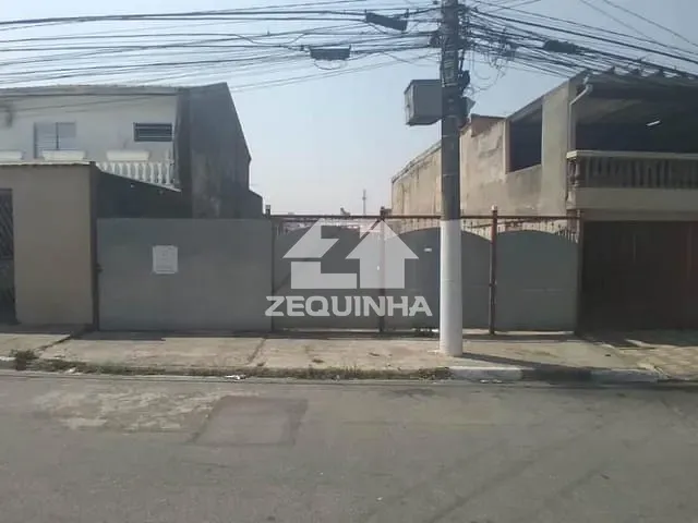 Terreno com 243m², à venda, no bairro Pestana em Osasco