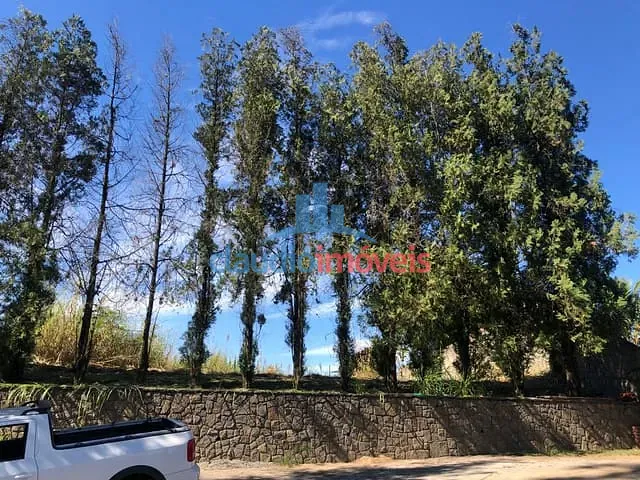 Terreno à venda, no bairro Ano Bom em Barra Mansa