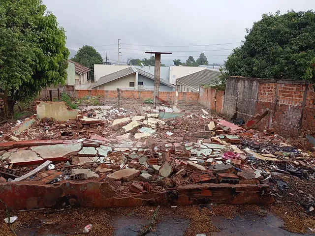 Terreno com 300m², à venda, no bairro Jardim Novo Horizonte em Rolândia