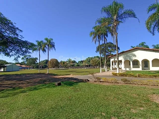 Chácara com 5000m² 3 quartos e 3 banheiros, à venda, no bairro Chácaras Santo Antonio em Santo Antônio de Posse