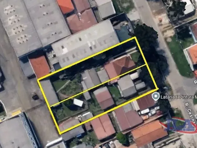 Terreno à venda, no bairro Boqueirão em Curitiba