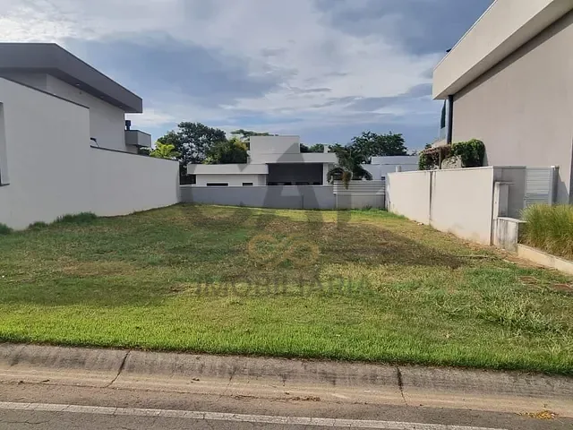 Terreno com 361m², à venda, no bairro Residencial Flor D'Aldeia em Holambra