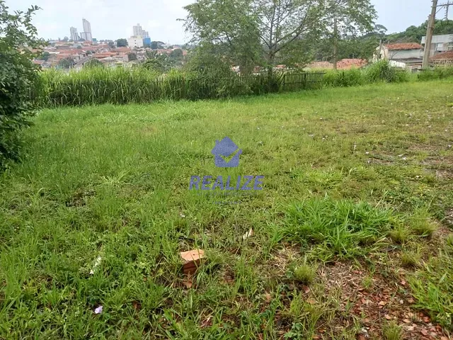 Terreno com 5000m², à venda, no bairro Vila dos Lavradores em Botucatu