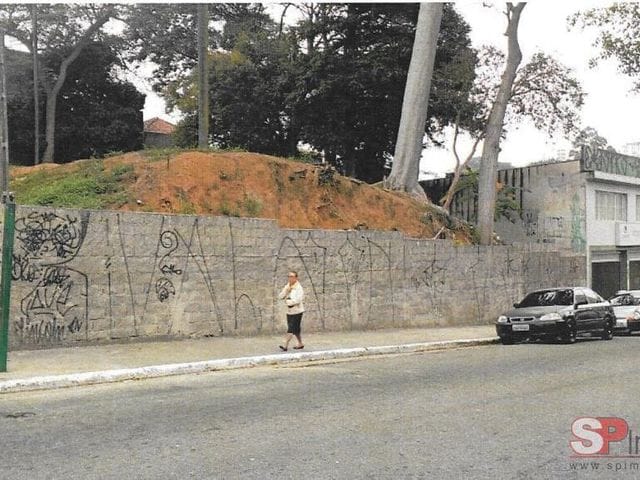 Terreno com 912m², à venda, no bairro Vila Ivone em São Paulo