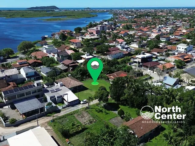 Terreno com 398m², à venda, no bairro Costeira em Balneário Barra do Sul