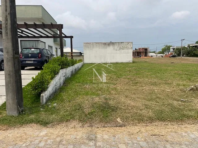 Terreno com 360m², à venda, no bairro São José do Imbassaí em Maricá