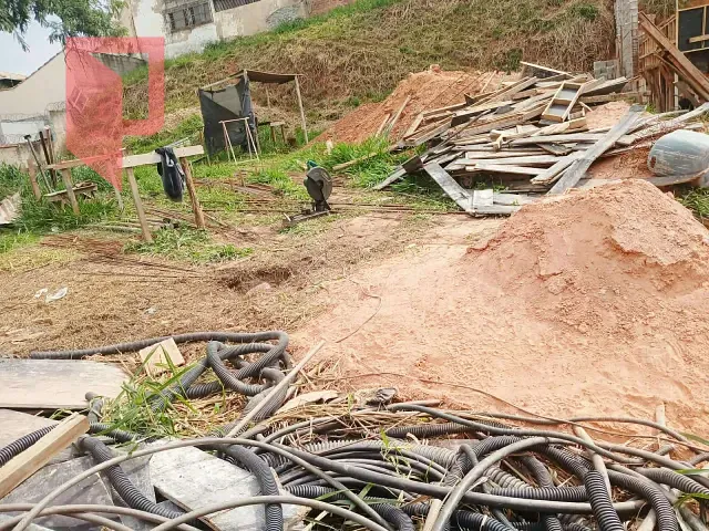 Terreno com 595m², à venda, no bairro Planalto em Belo Horizonte