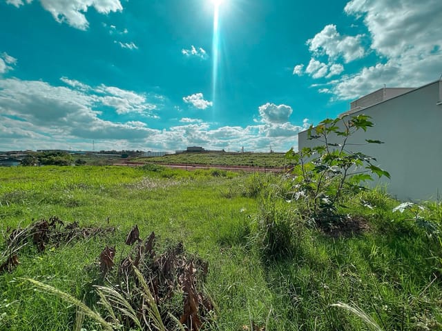 Foto do Terreno - TERRENO DE 360 m² NO PARQUE SANTA BÁRBARA - RUA JOÃO PEREIRA CAIXETA | REALIZZE NEGOCIOS IMOBILIARIOS LTDA