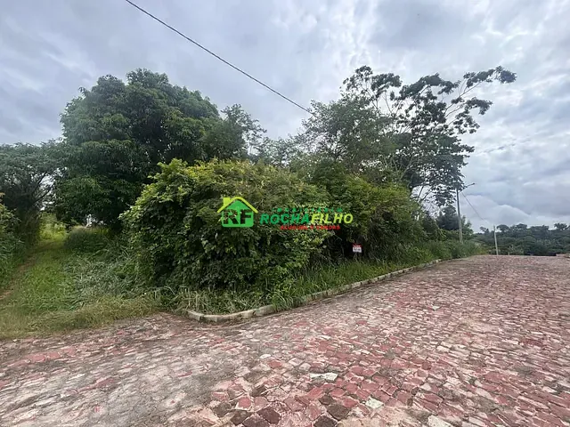 Terreno à venda, no bairro Morros em Teresina