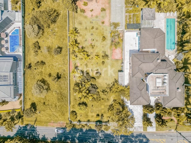 Terreno com 2018m², à venda, no bairro Residencial Tamboré em Barueri