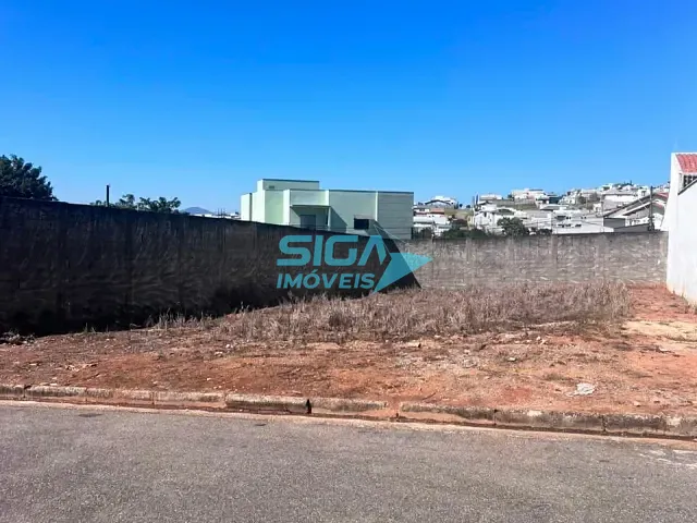 Terreno com 650m², à venda, no bairro Residencial Santa Rita II em Pouso Alegre