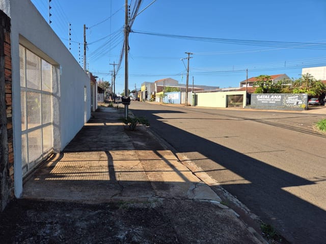 Terreno com 253m², à venda, no bairro Jardim Viena em Londrina