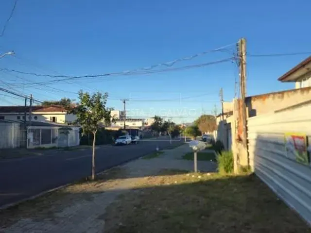 Terreno com 324m², à venda, no bairro Cajuru em Curitiba