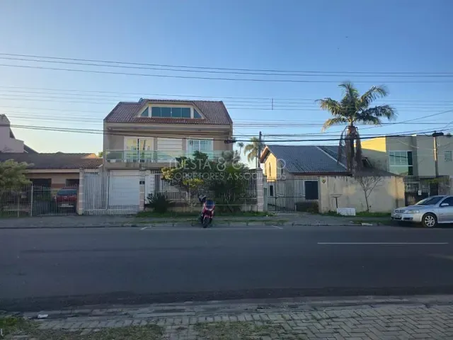 Terreno com 324m², à venda, no bairro Cajuru em Curitiba