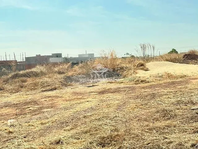 Terreno com 639m², à venda, no bairro Jardim Curitiba em Sinop