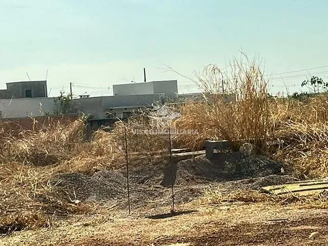 Terreno com 639m², à venda, no bairro Jardim Curitiba em Sinop
