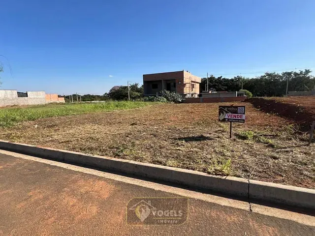 Terreno com 250m², à venda, no bairro Residencial Europa em Holambra