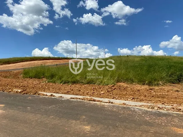 Terreno com 349m², à venda, no bairro Novo São Geraldo em Avenida Ministro Olavo Drummond