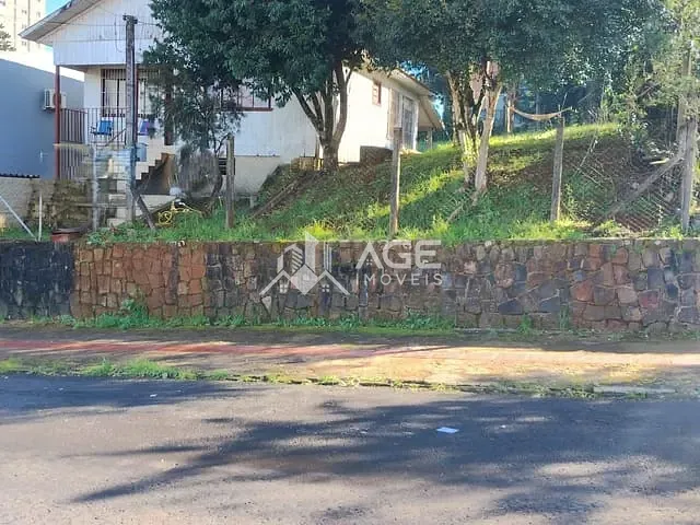 Terreno com 612m², à venda, no bairro Centro em Erechim