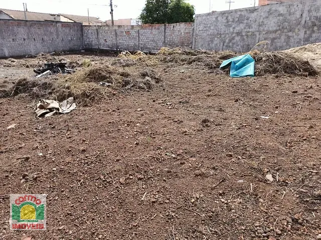 Terreno com 450m², para alugar, no bairro Setor Santa Clara em Anápolis