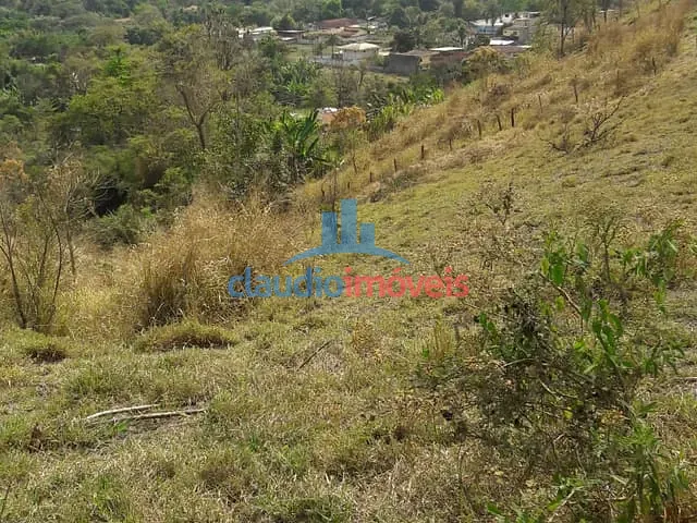 Terreno à venda, no bairro Colônia Santo Antônio em Barra Mansa