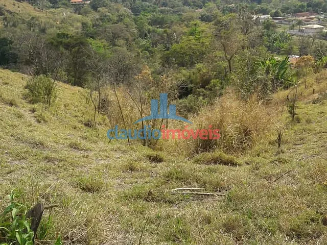 Terreno à venda, no bairro Colônia Santo Antônio em Barra Mansa
