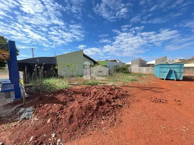 Terreno com 301m², à venda, no bairro Roland Garden em Rolândia